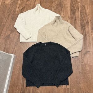 Uniqlo Soufflé Yarn Sweater Bundle